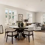 Bergen. Historic Luxury Near The Centre Βίλα Μπέργκεν