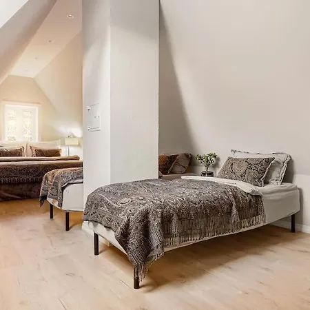 Bergen. Historic Luxury Near The Centre Вілла Берген