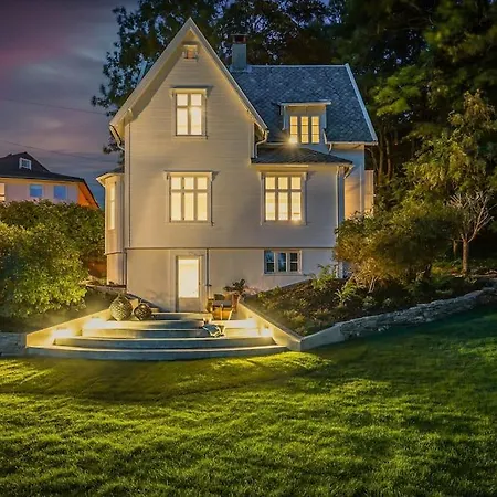 Bergen. Historic Luxury Near The Centre