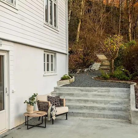Bergen. Historic Luxury Near The Centre * ベルゲン