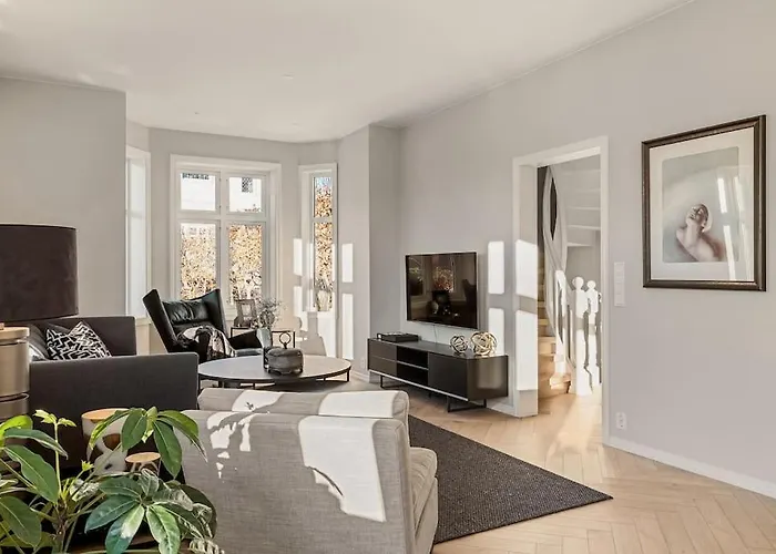 Bergen. Historic Luxury Near The Centre * Bergen