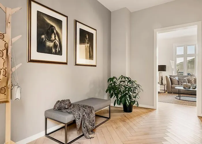 Bergen. Historic Luxury Near The Centre Βίλα *