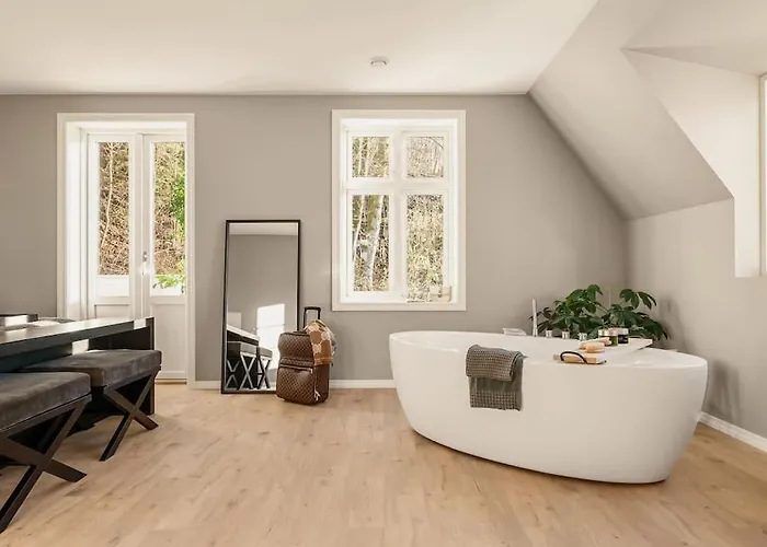 Bergen. Historic Luxury Near The Centre Villa Bergen