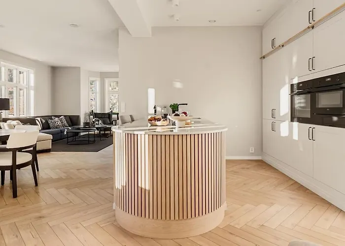 Bergen. Historic Luxury Near The Centre *