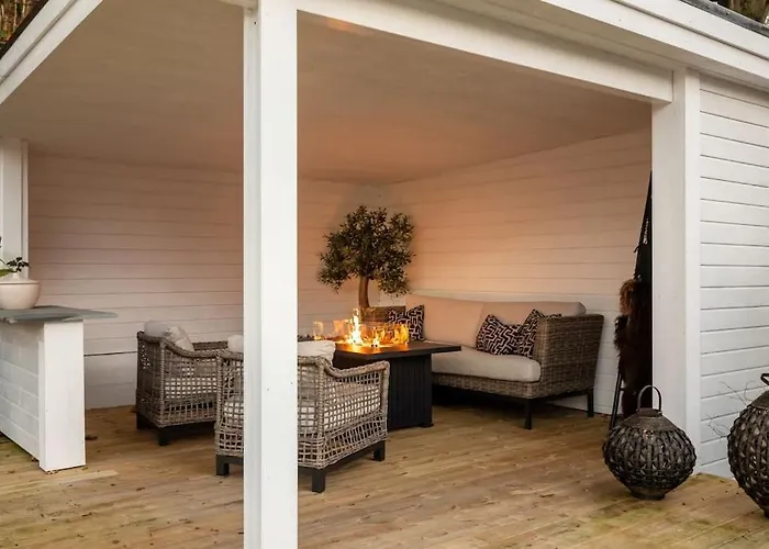 Βίλα Bergen. Historic Luxury Near The Centre