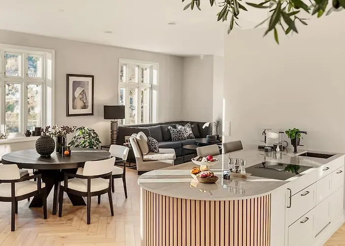 Bergen. Historic Luxury Near The Centre *