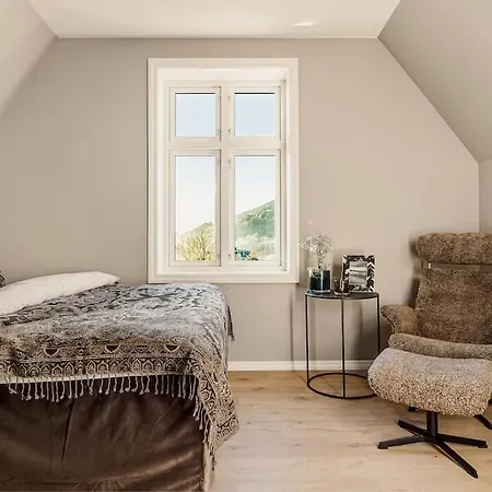 Bergen. Historic Luxury Near The Centre Villa